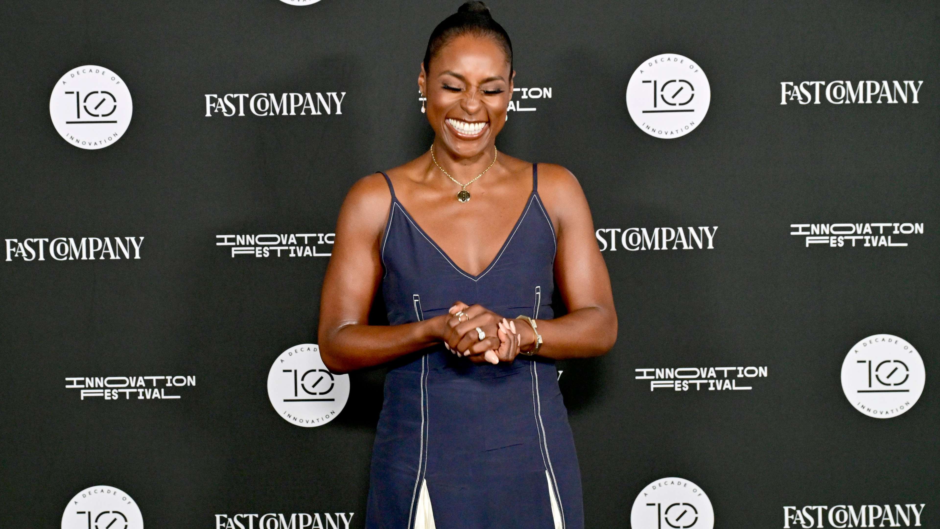 得更加具有 得更加具有