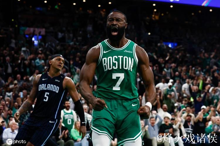 骑士狂胜爵士迎来5连胜 布朗砍35分魔术险胜凯尔特人 骑士狂胜爵士迎来5连胜 布朗砍35分魔术险胜凯尔特人